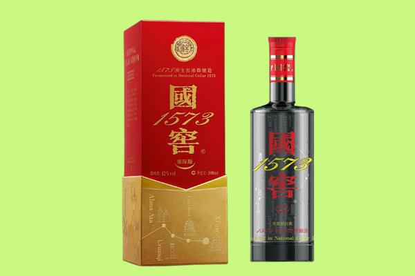 昆明回收国窖1573.jpg