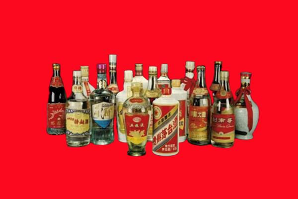 昆明回收十八老酒.jpg